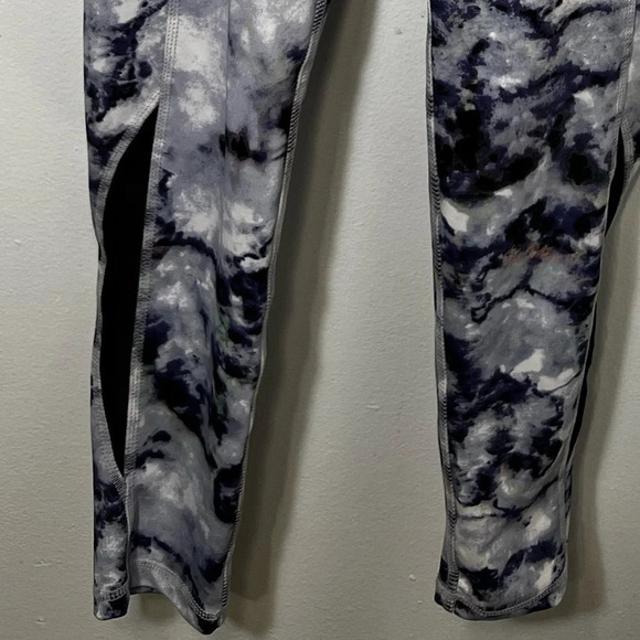 BSP, better sports performance,M, pocketed compression, watercolor, athletic - Picture 3 of 7